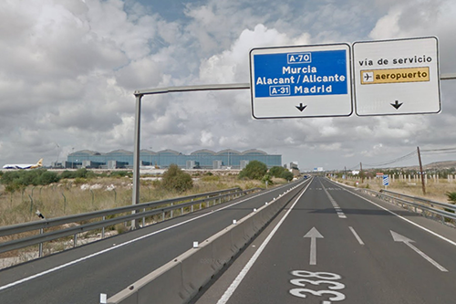 How to get to the Alicante airport car parking