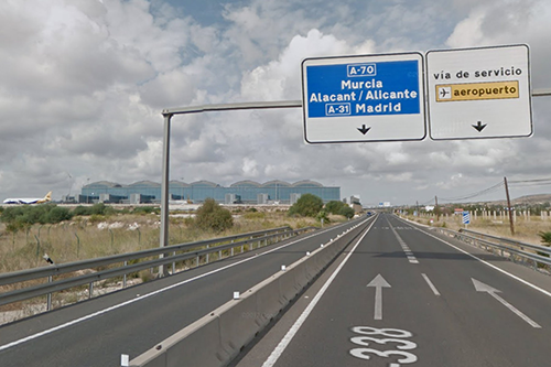 Exit to Alicante airport parking