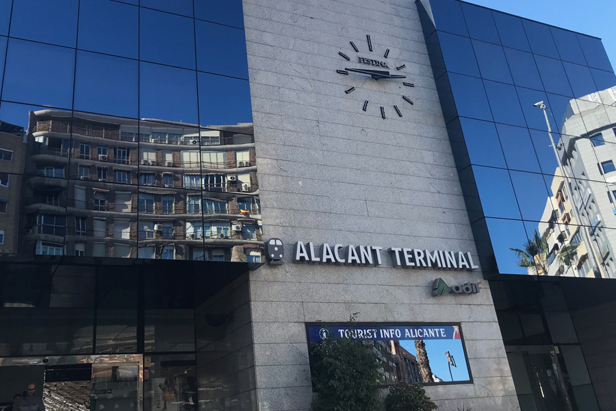 alicante airport parking 1 Parking Blog