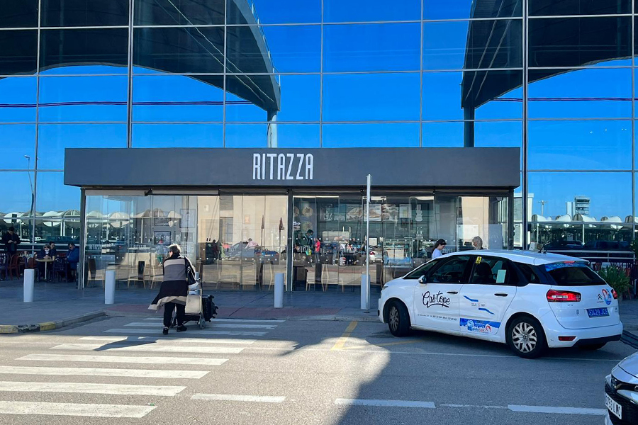 Where to find 1-parking at the Alicante Airport